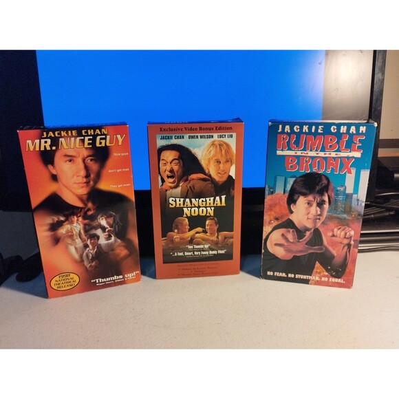 Jackie Chan VHS Lot of 3 - Shanghai Noon, Mr. Nice Guy, Rumble in the Bronx - Picture 1 of 6
